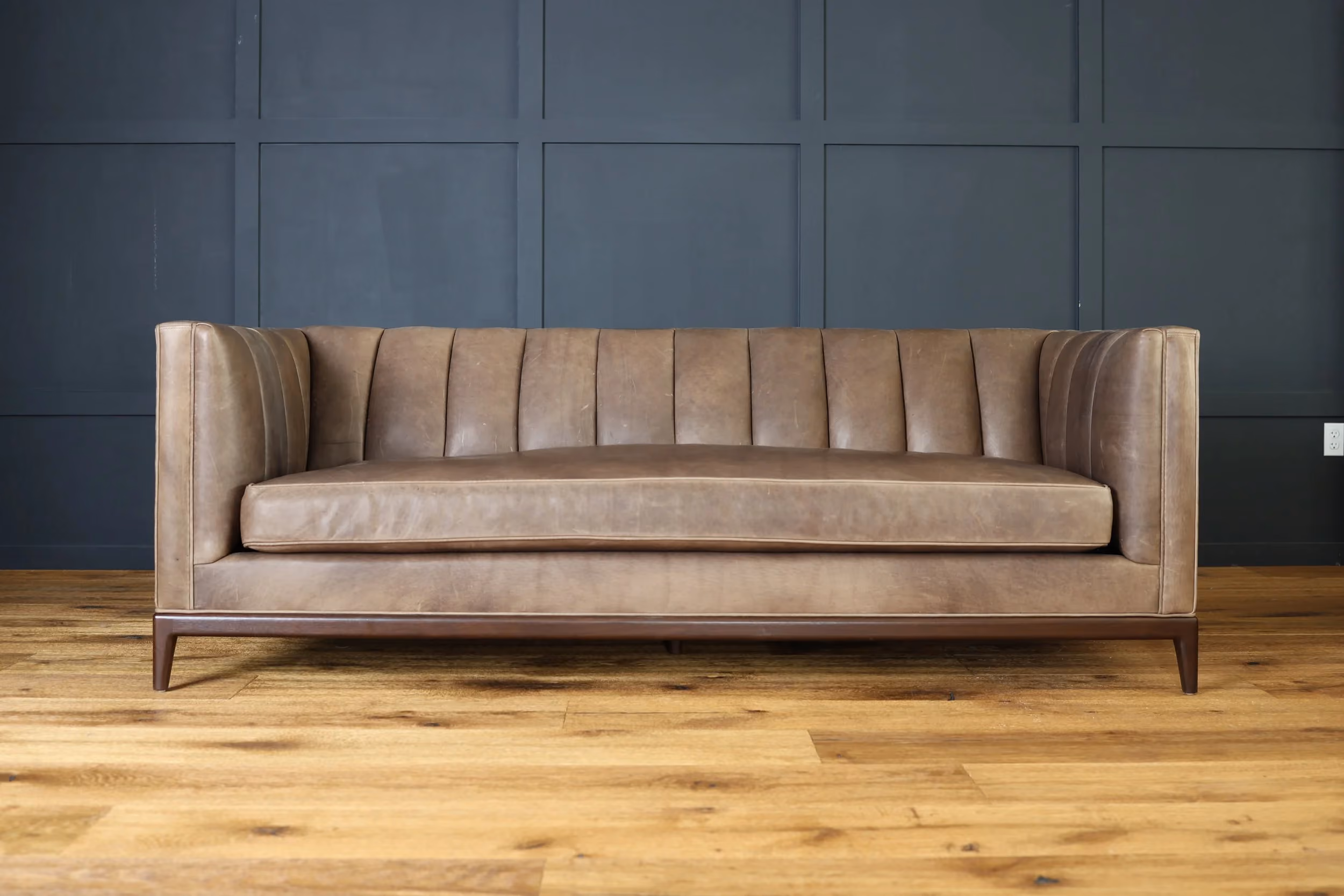 Evie sofa front