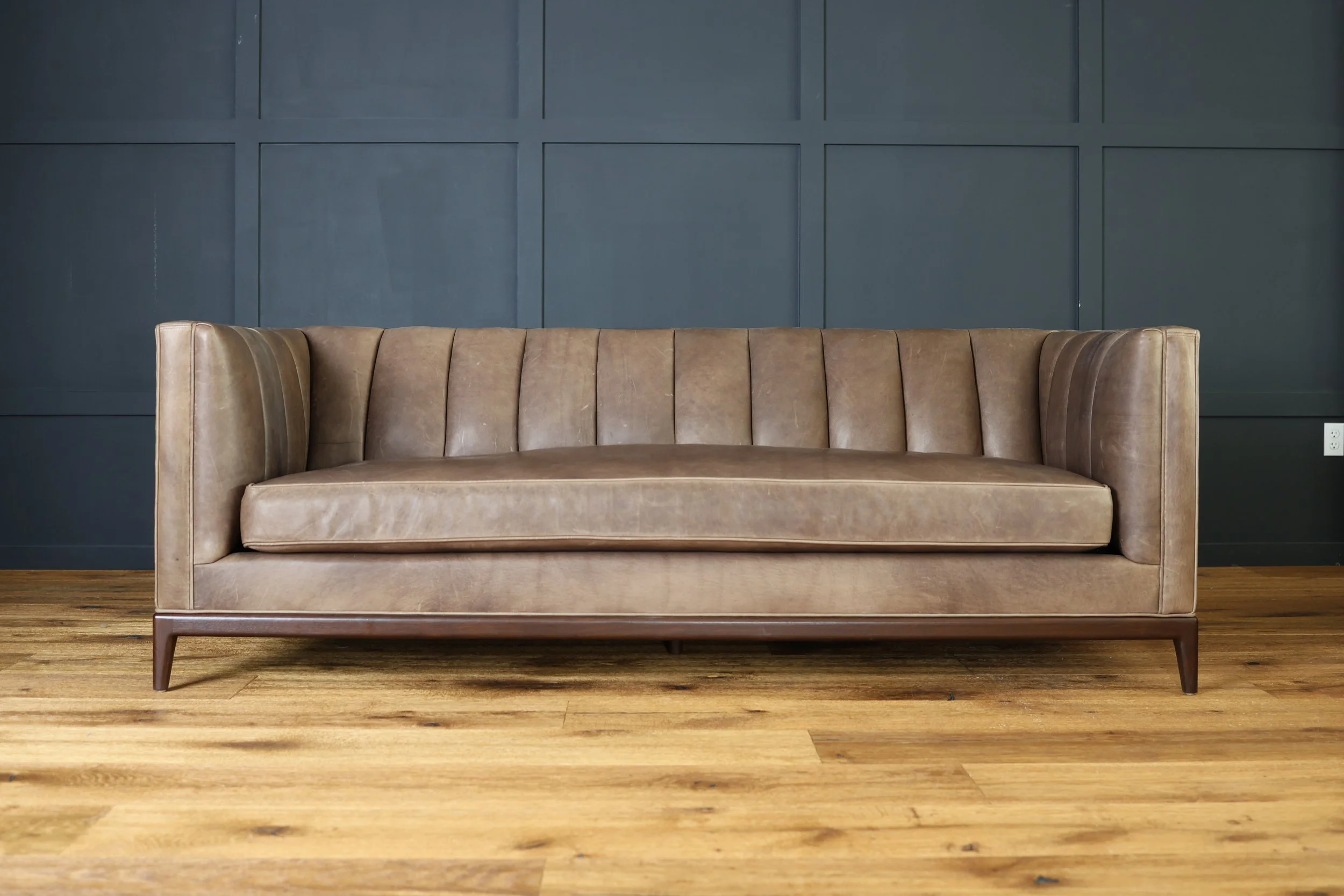 Evie sofa front