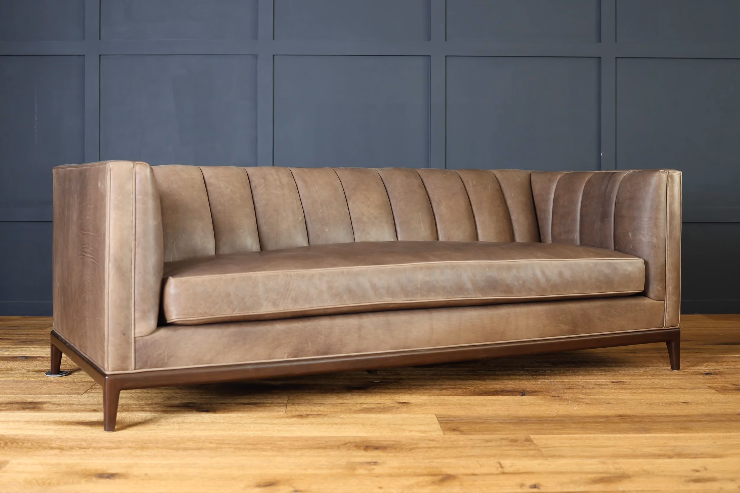 Evie sofa detail