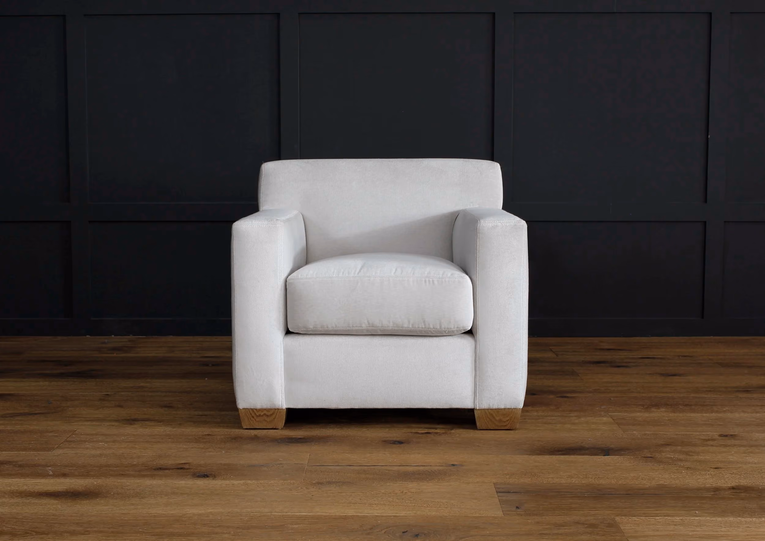 Hutton chair front