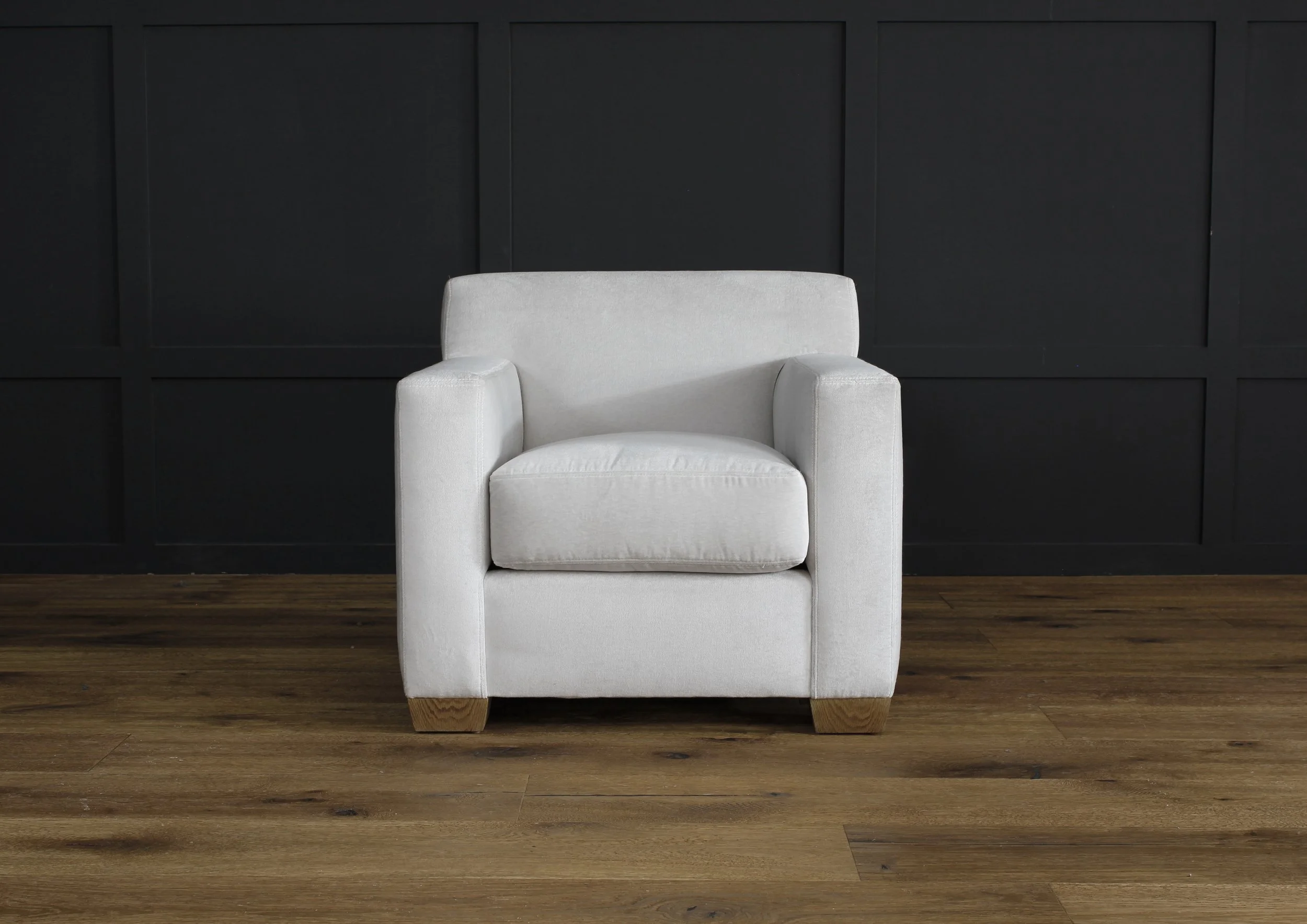 Hutton chair front