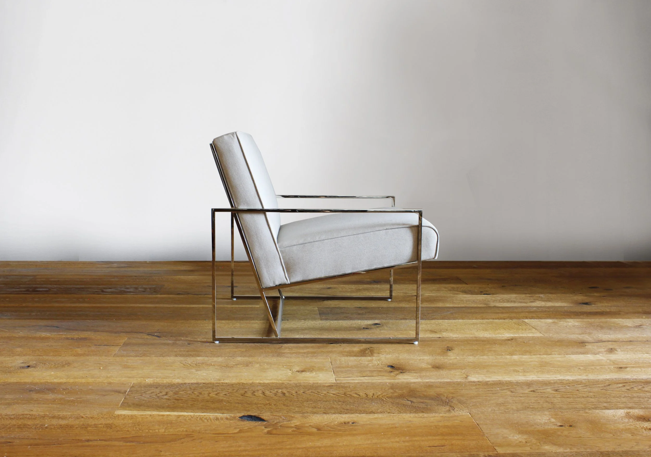 Float thin frame side
