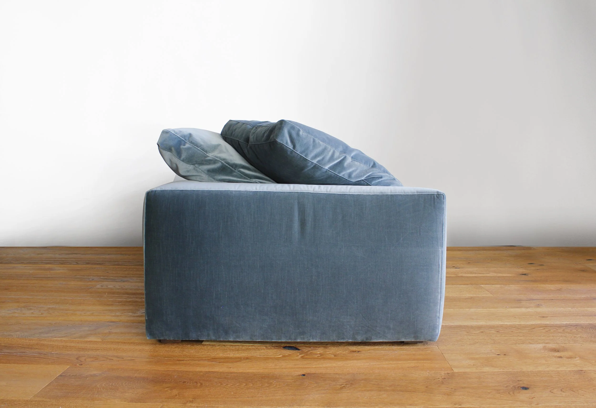 Collette cirrus side