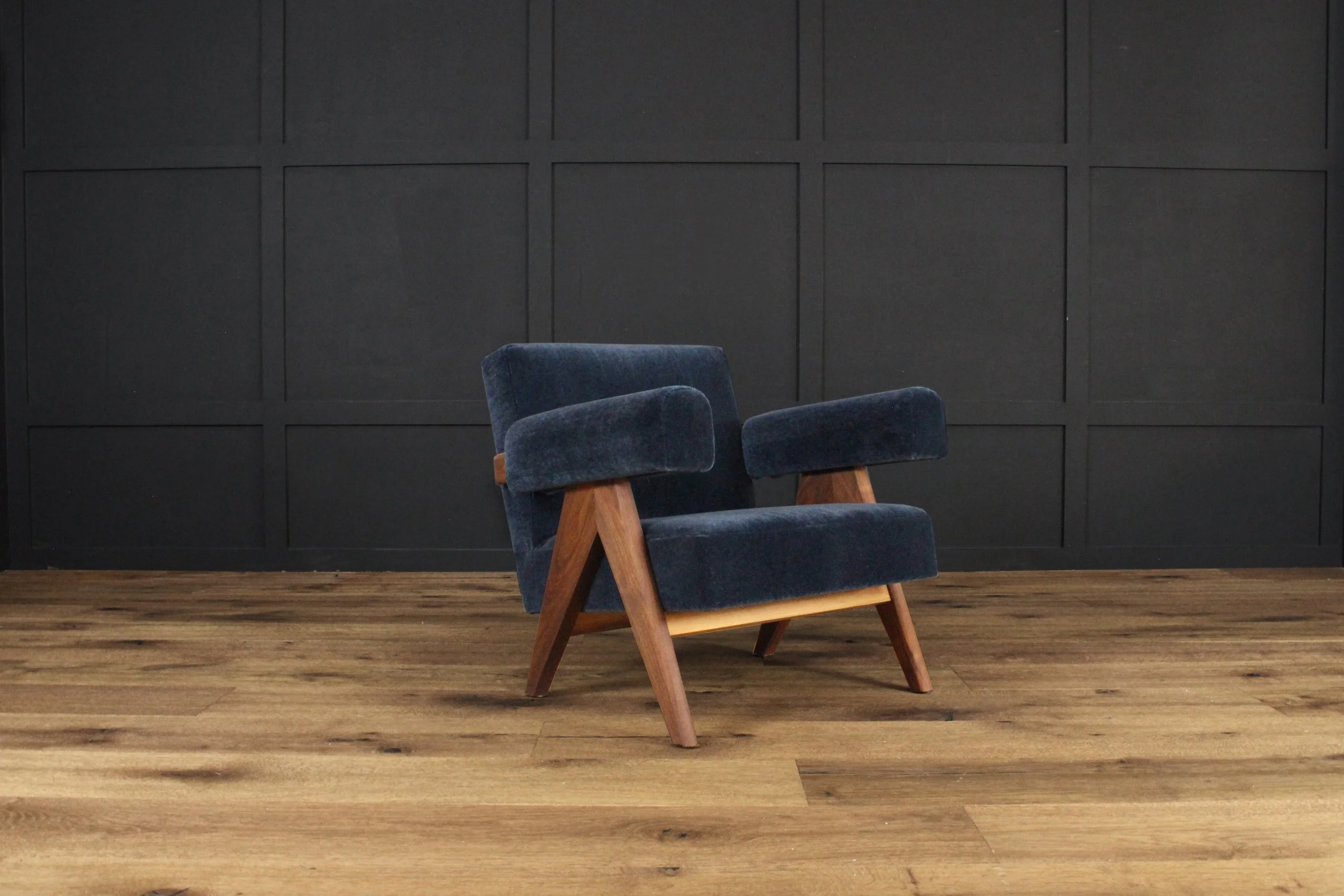 Pierre chair 34