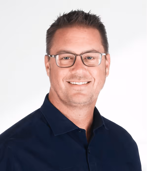 Portrait of Dustin Anderson, Advisor at Raiz
