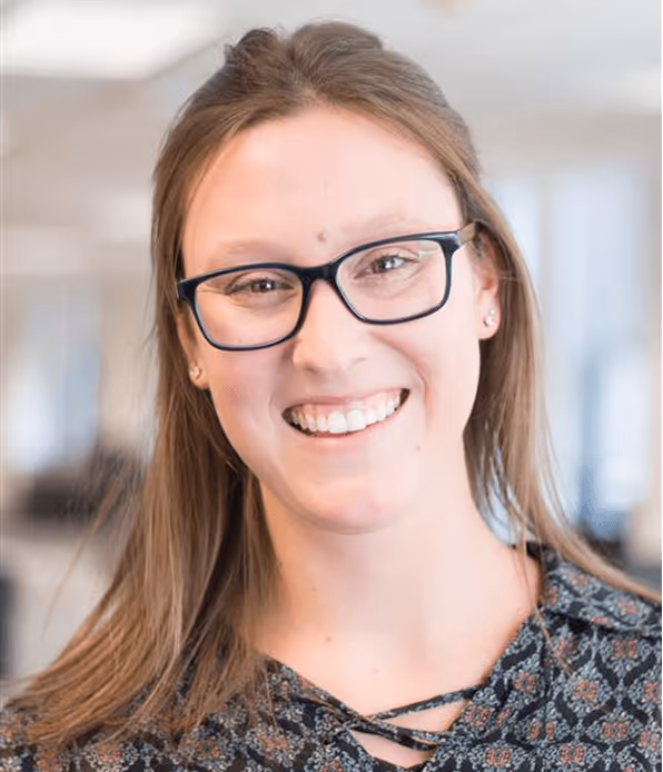 Portrait of Samantha Siros, Talent Lead at Raiz
