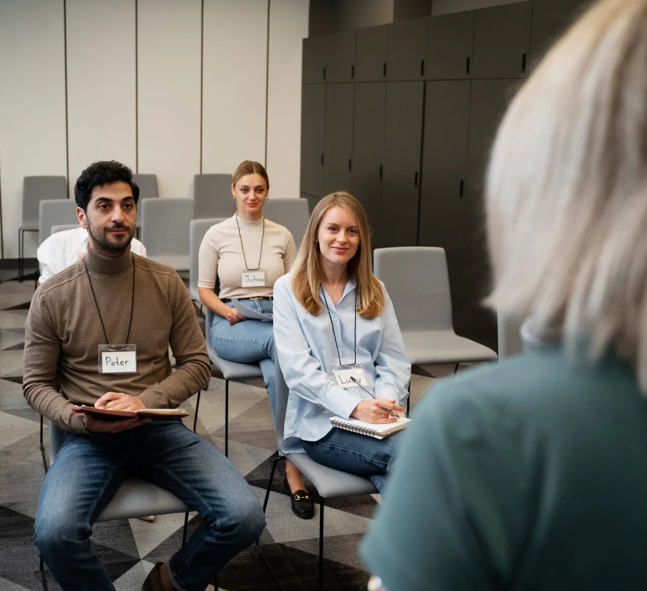 Sriveo-home-three-smart-recruiting-strategies-image