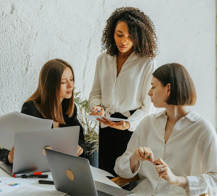 Sriveo-about-connecting-ambitious-individuals-image-one