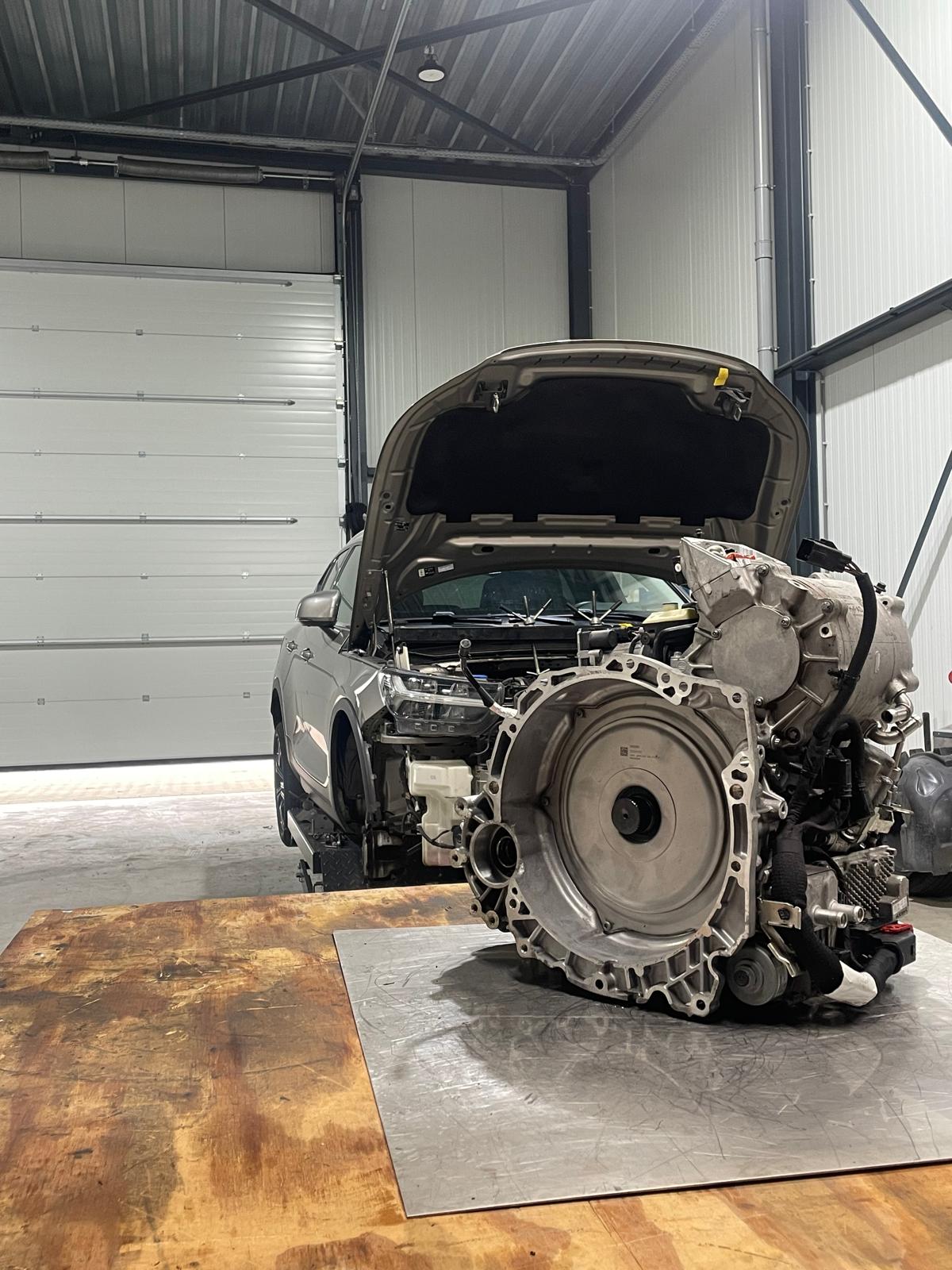 VOLVO EX40 reparatie