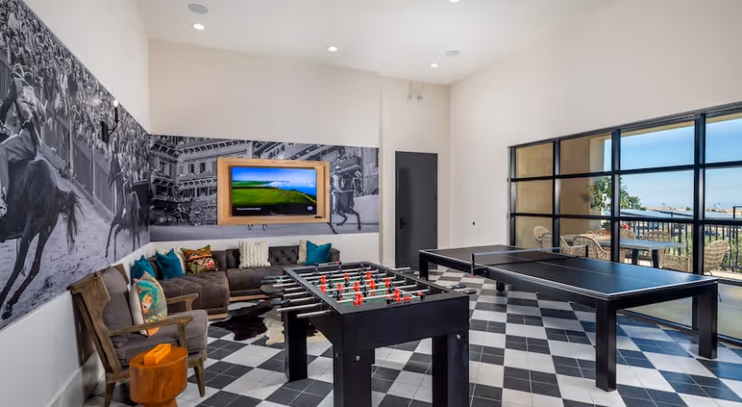 Leasing office lobby