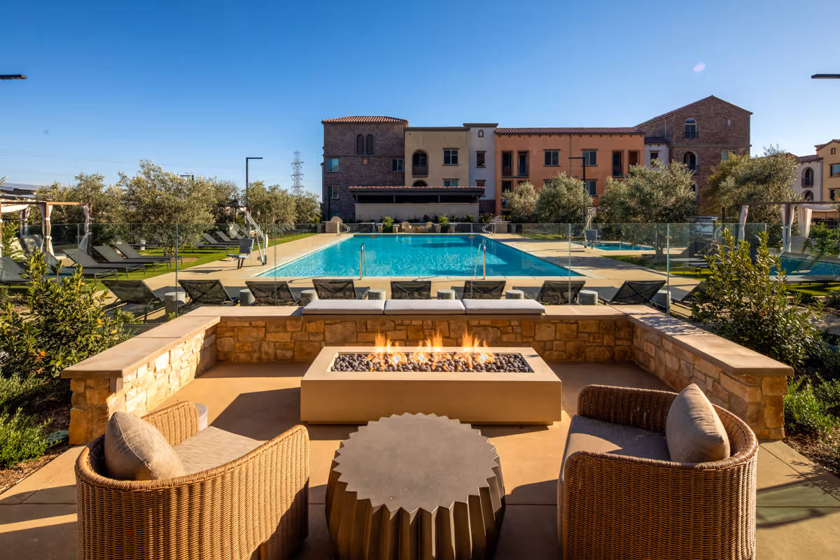 Vasari at Ventana in Fontana, CA exterior view with pool and fire pit lounge area