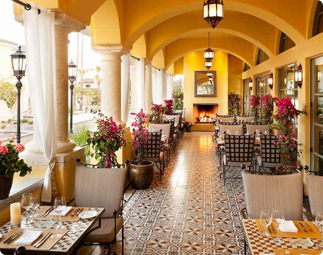 Omni Outdoor Dining Area