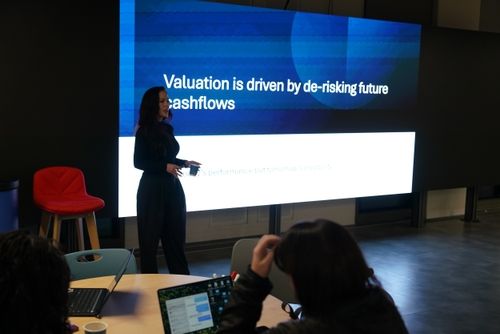 Courtney Brennan lecturing at Trinity Innovation & Enterprise
