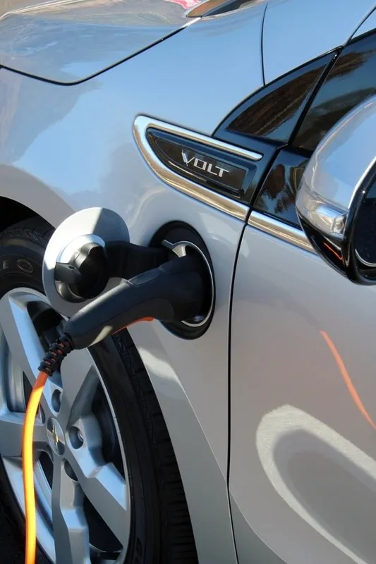 Roncelli Builds GM Test Lab for Electrically Powered Vehicles