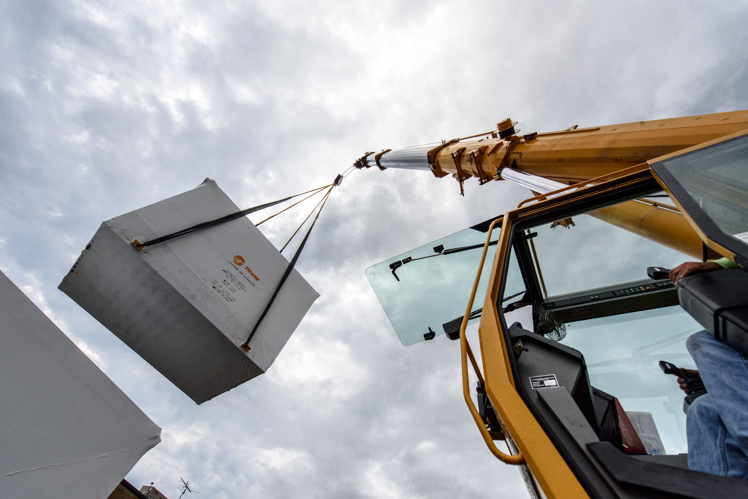 Generator Rigging Crane CEI Crane & Rigging - Crane Fleet