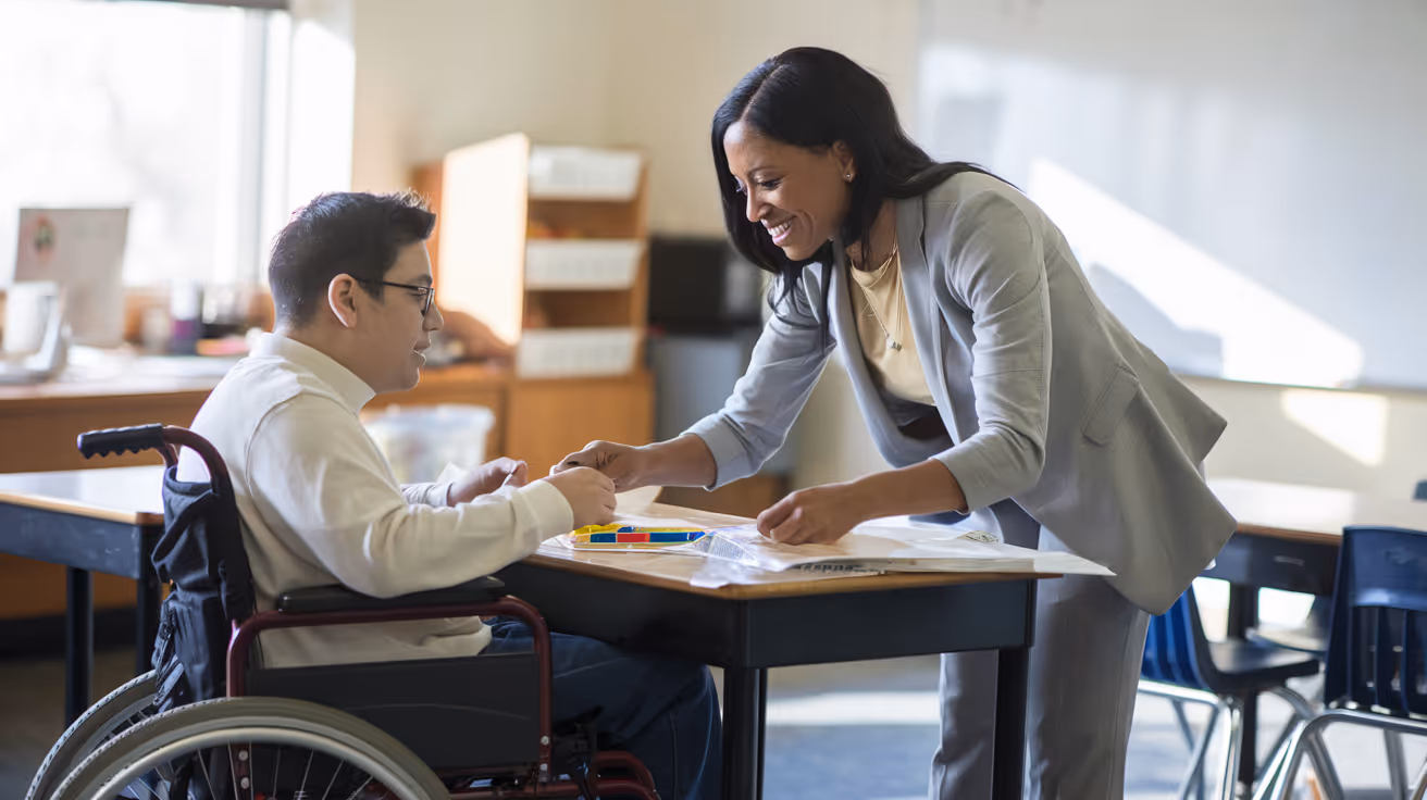 Hands-On Learning: Inclusive Classroom Teaching Aids for Modern Education