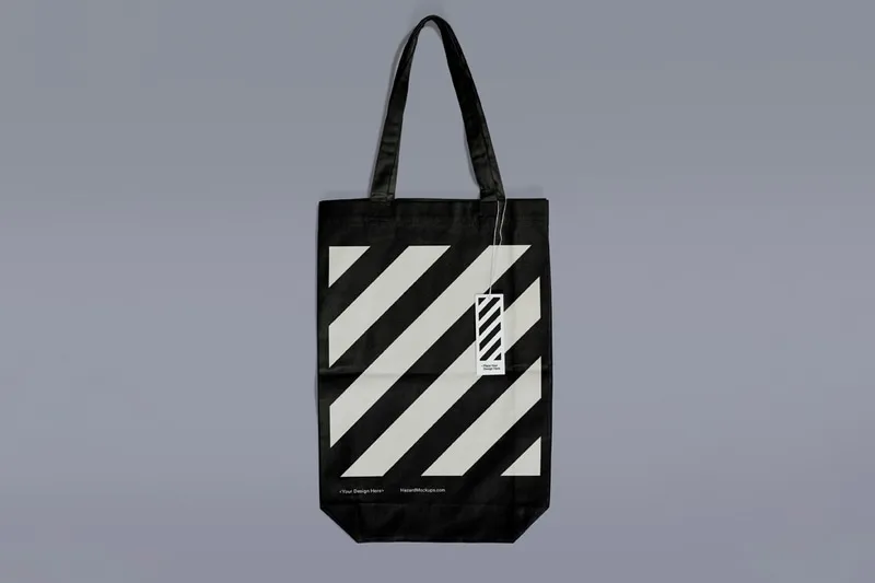 Minimal totebag mockup with plain background