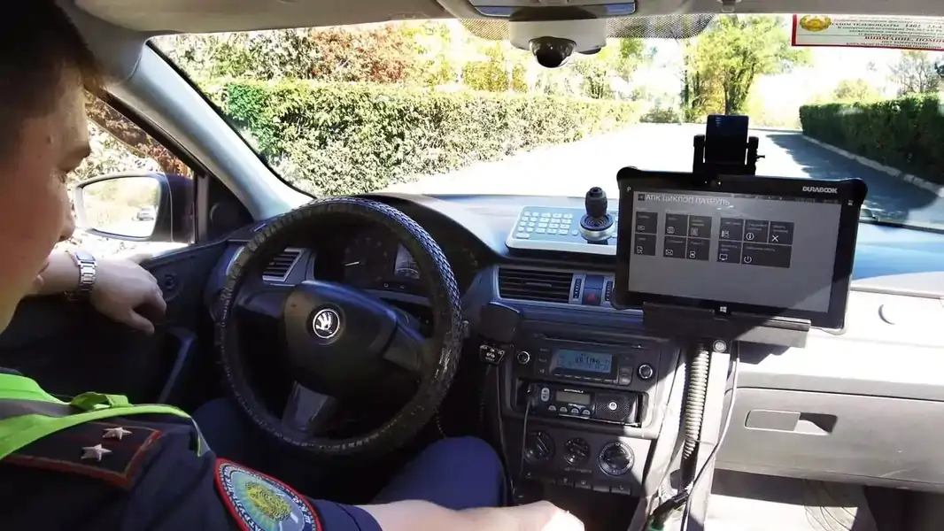 Inside police car with Durabook R11 tablet