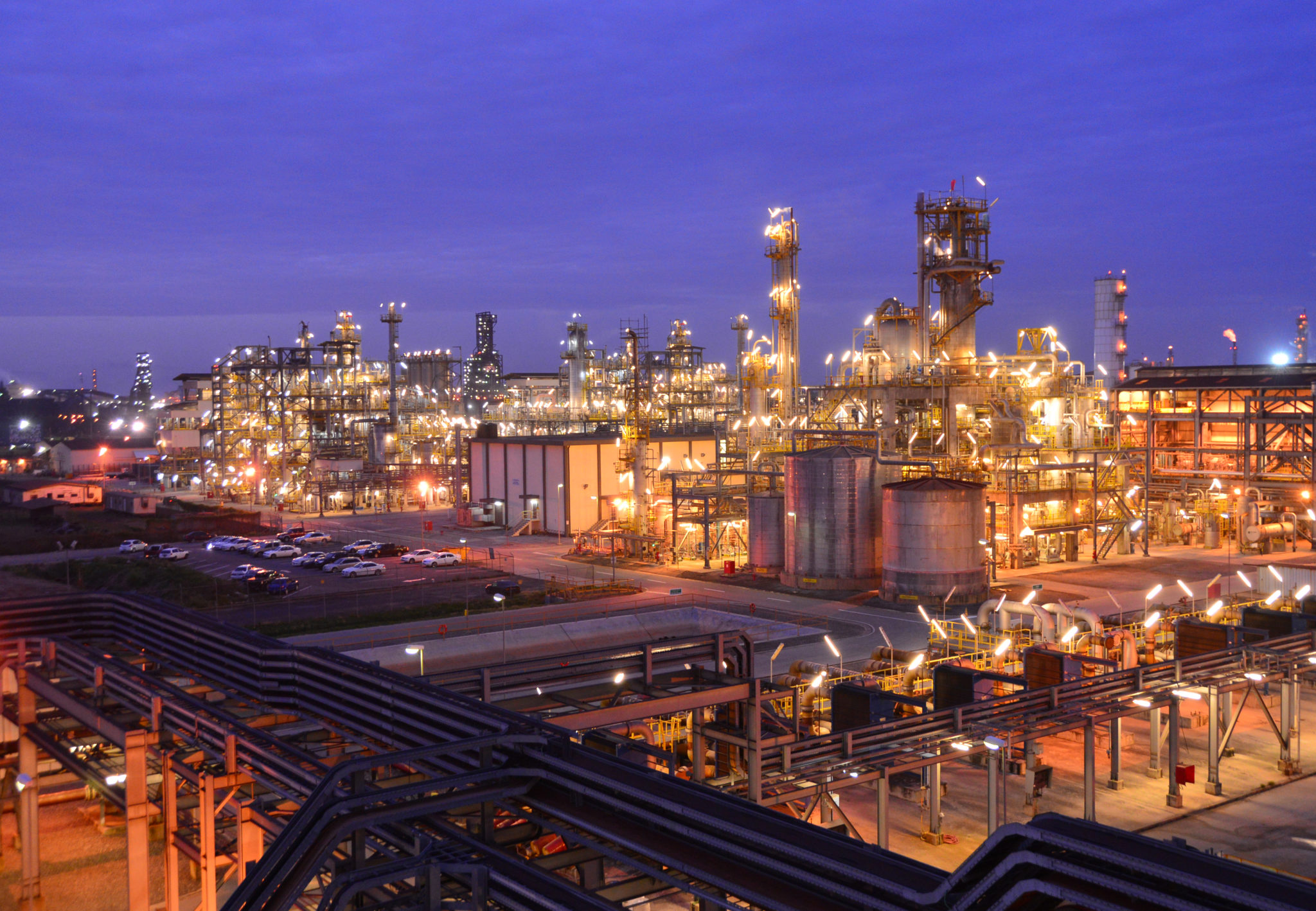 Manufacturing plant complex