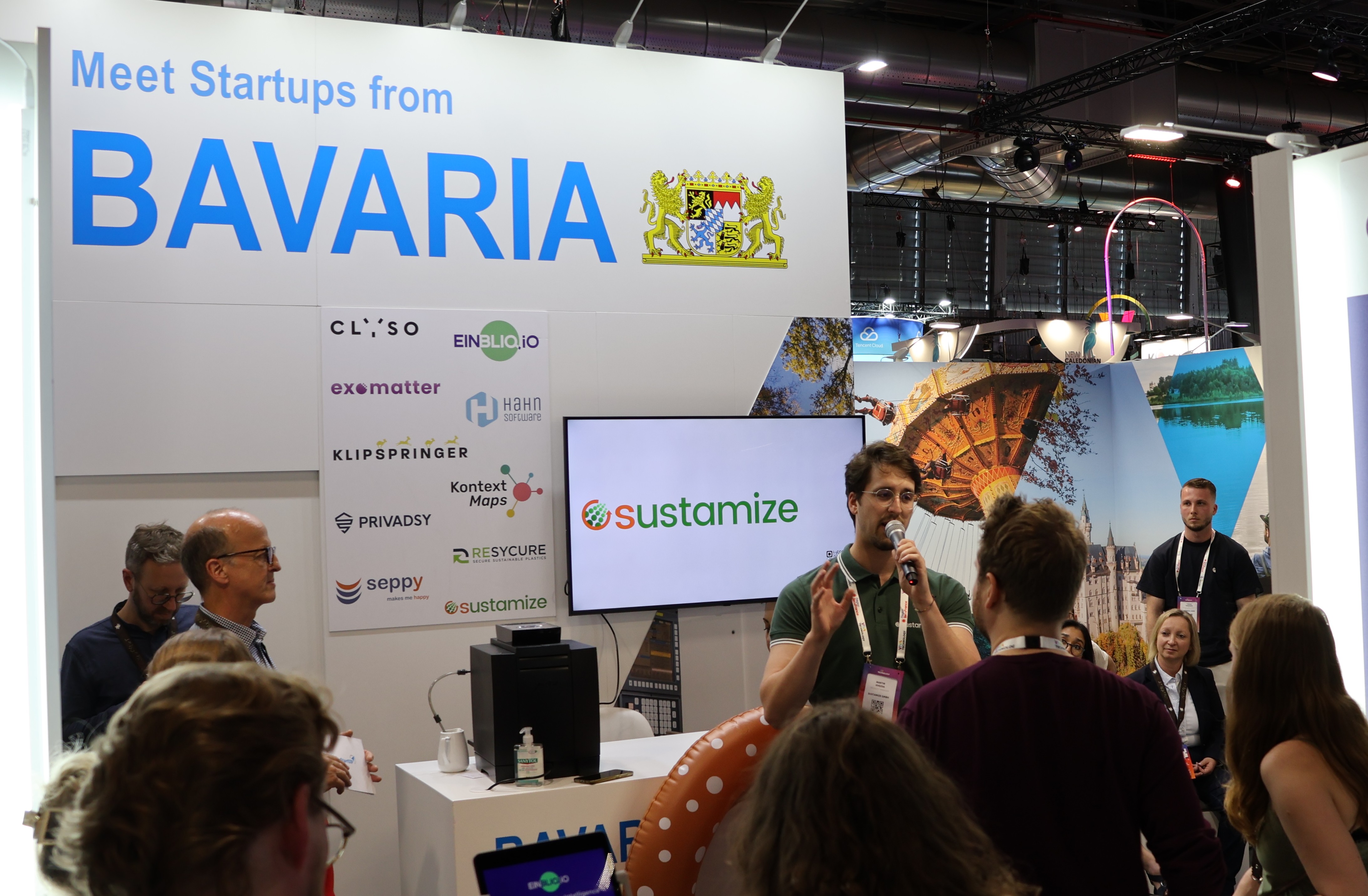 Modern Healthcare Image