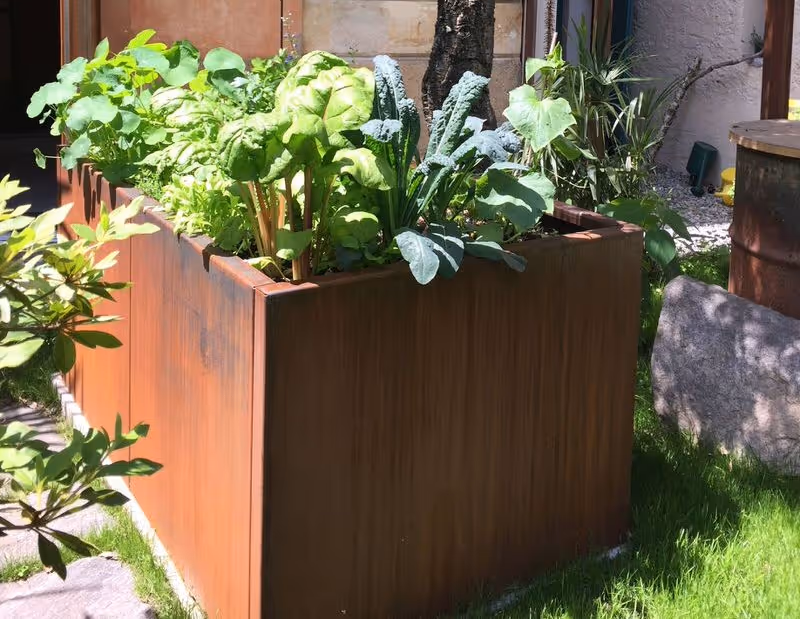 Villa Novecento Garten-Kunst