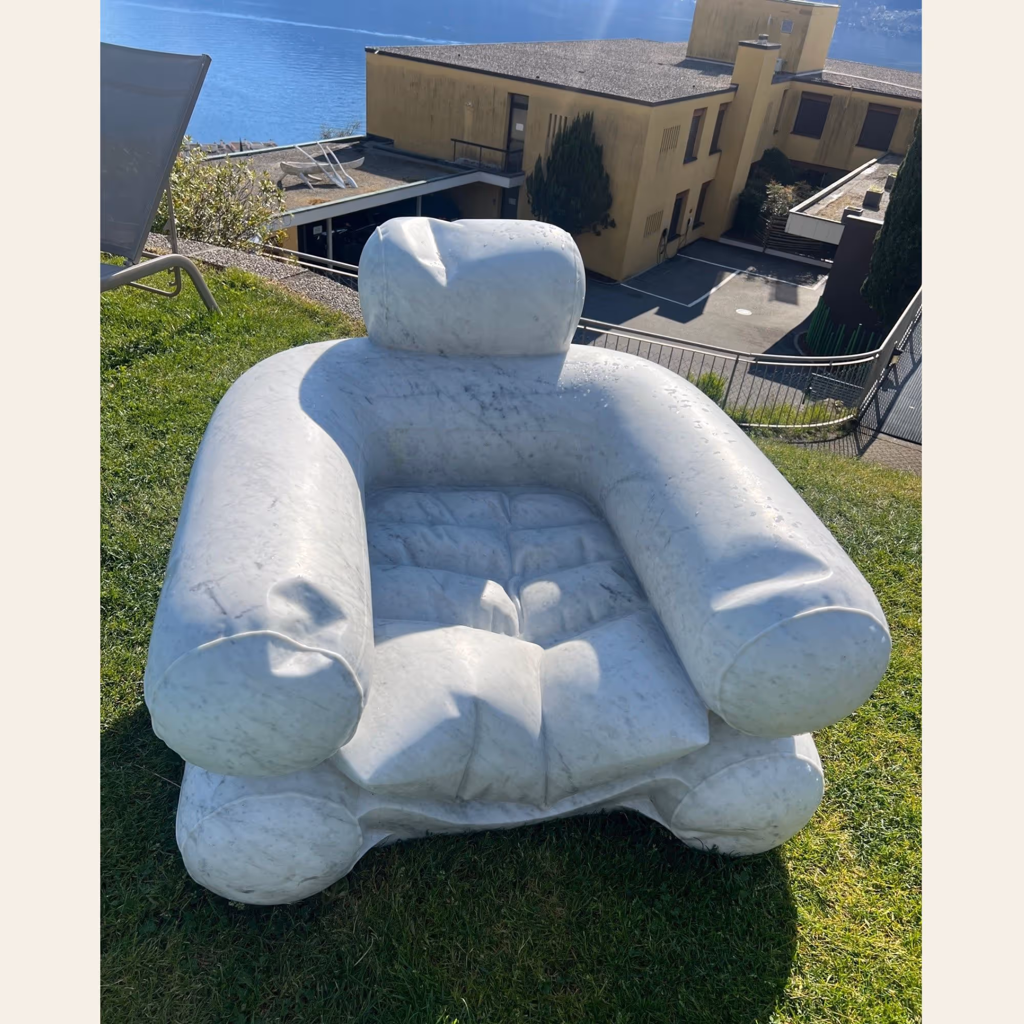 Float Away - Veronika Dierauer