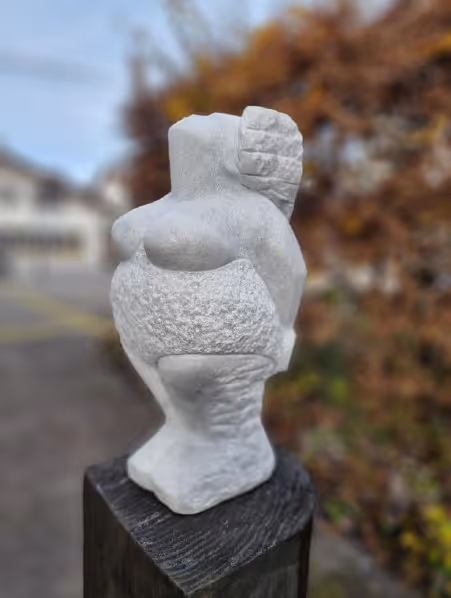 Himmelsguckerin Marmor - Karin Hofer