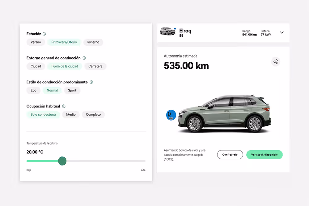 Pantalla de configuración de autonomía estimada de coche eléctrico Skoda Elroq 85 con rango 541 km y batería de 77 kWh; parámetros seleccionados incluyen estación primavera/otoño, entorno fuera de la ciudad, estilo de conducción normal, ocupación solo conductor, y temperatura de cabina 20 grados Celsius.