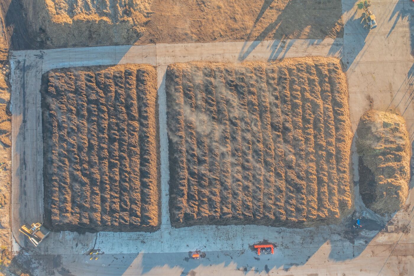 relates to Super Bowl Parties Produce Tons of Trash. Phoenix Is Hoping to Fix That