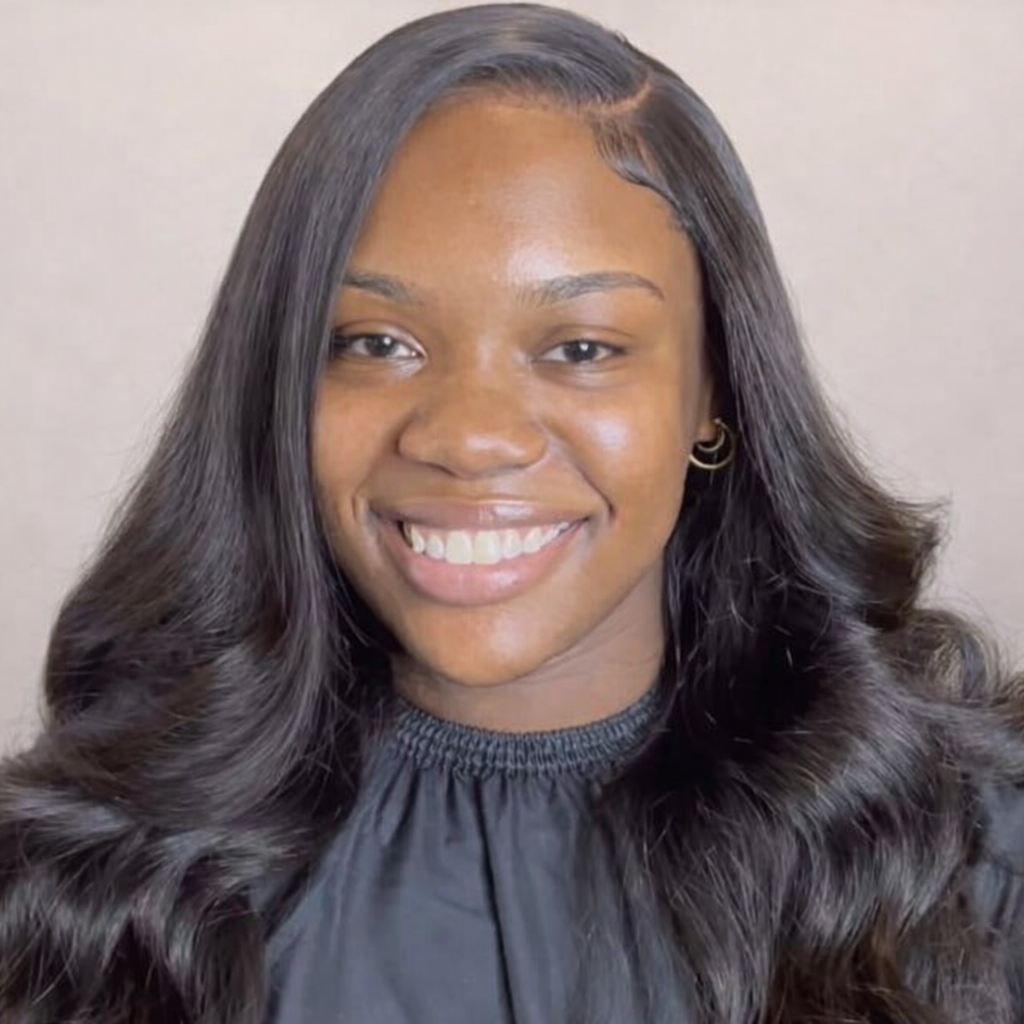 Lauren Mighty headshot