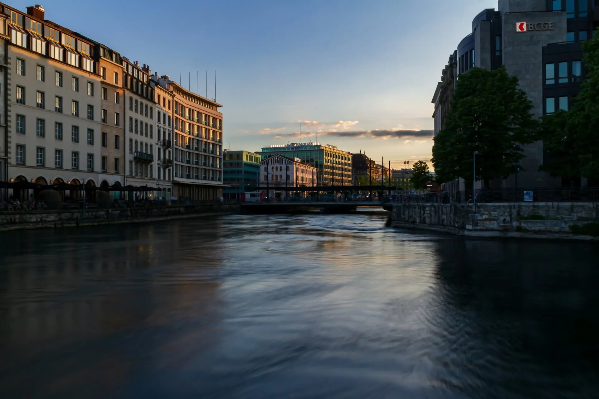 river surrounded by building'