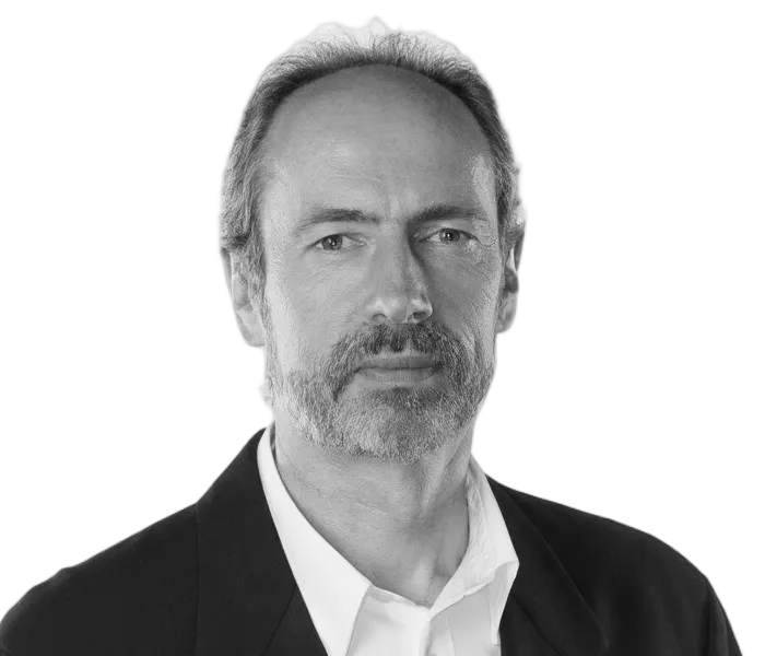 Peter Lamont
