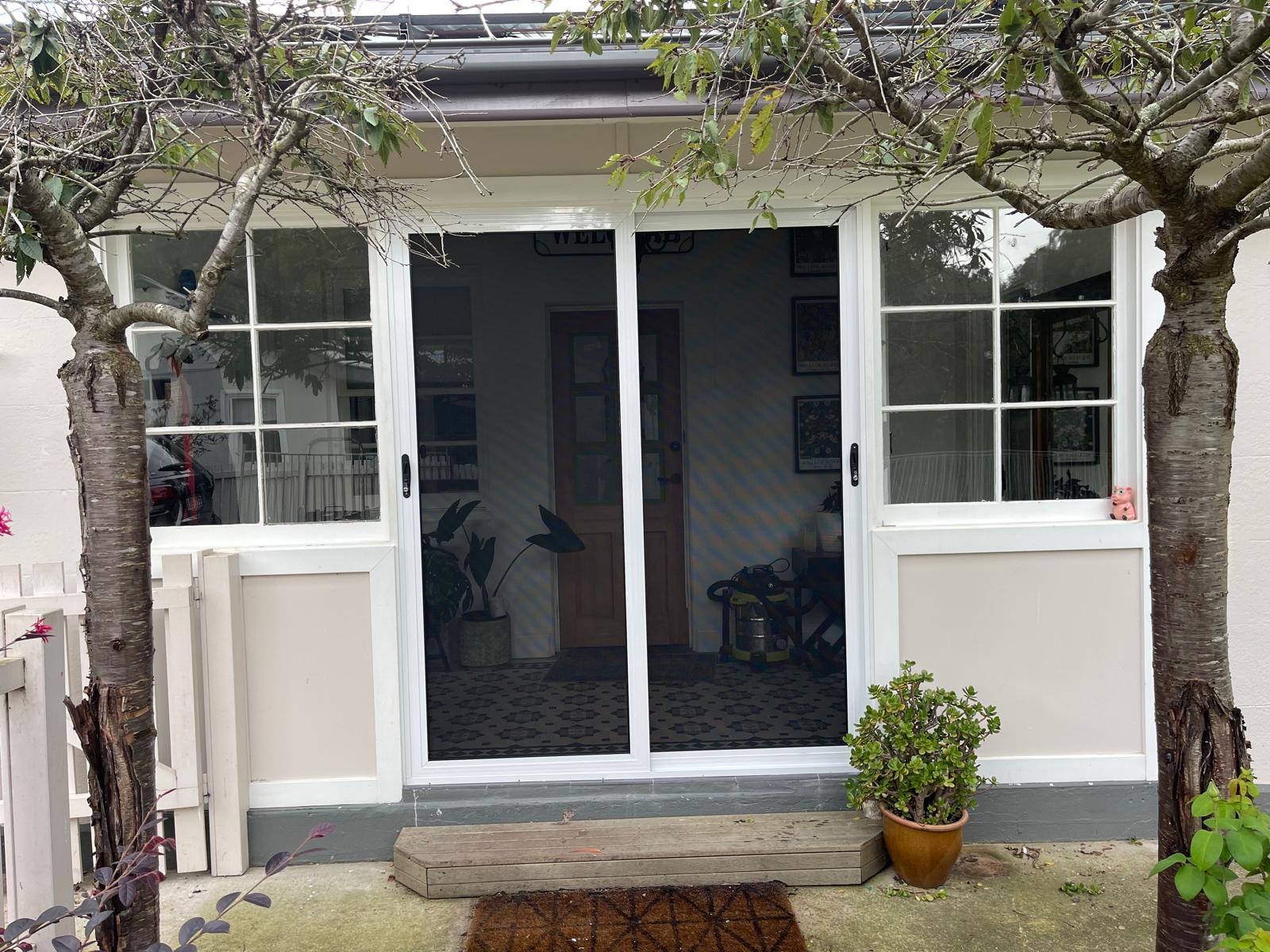 FLYSCREEN DOORS
