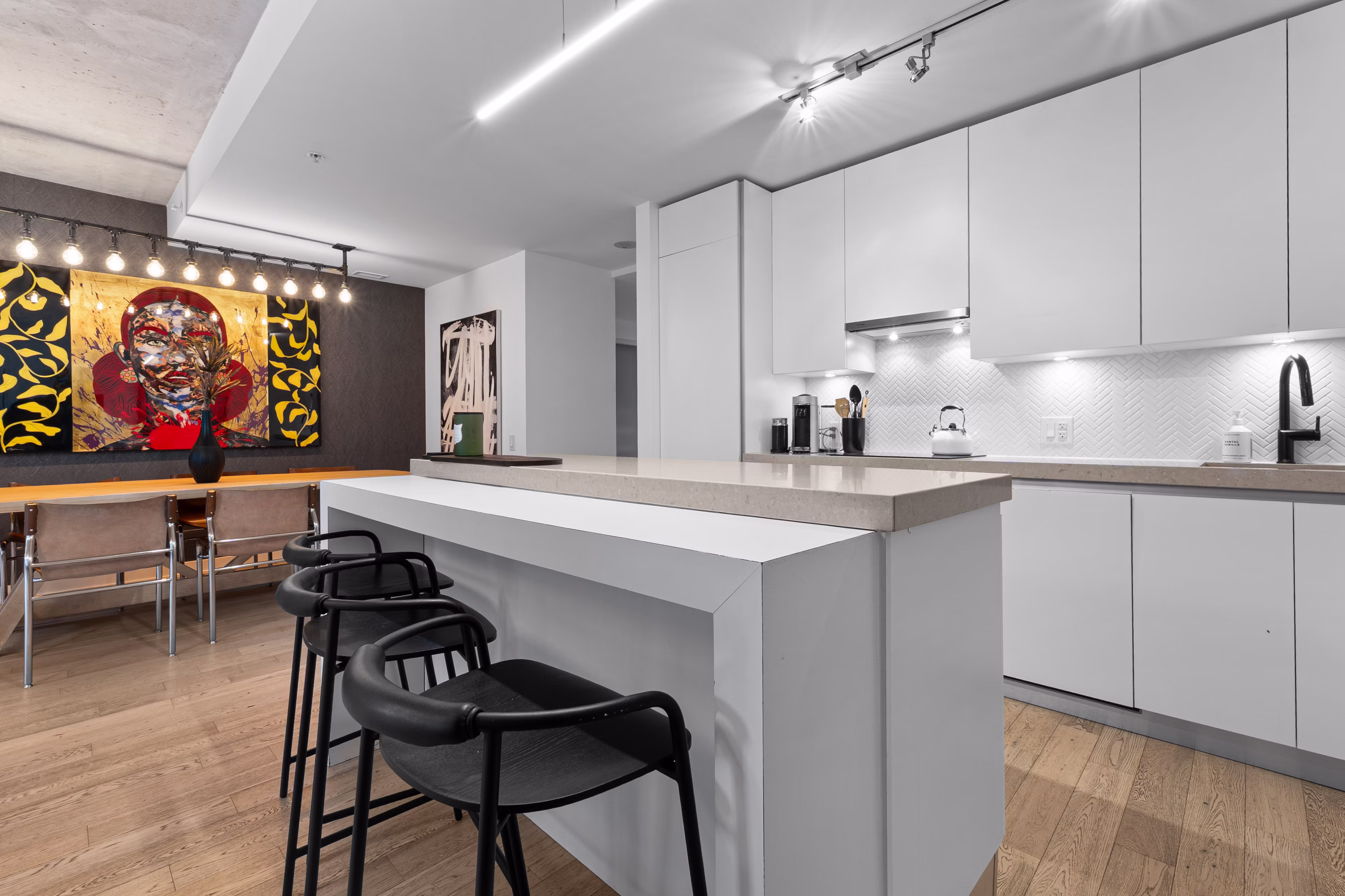 image of decorated event space (for a bars & pub)