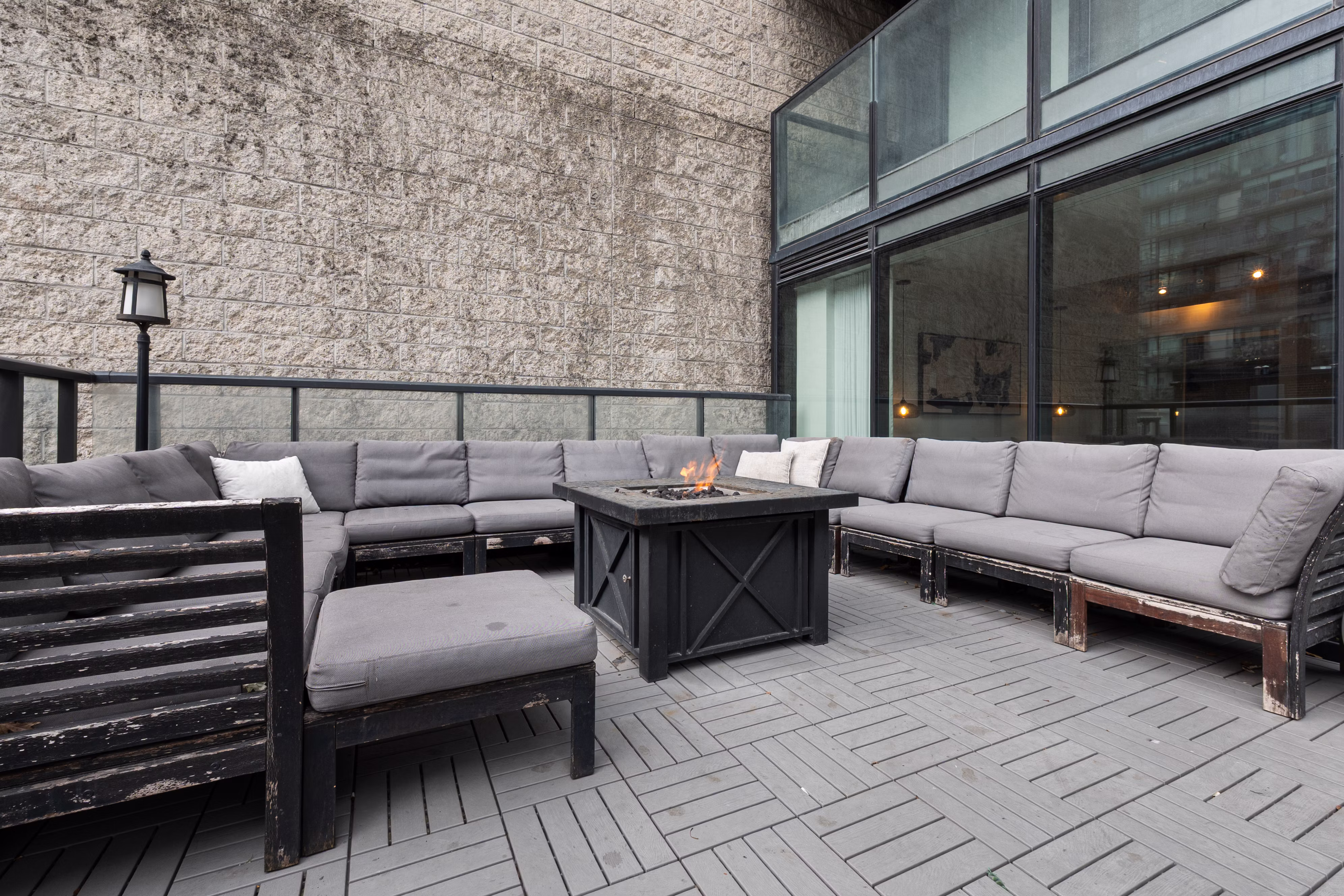 image of ramen bowls