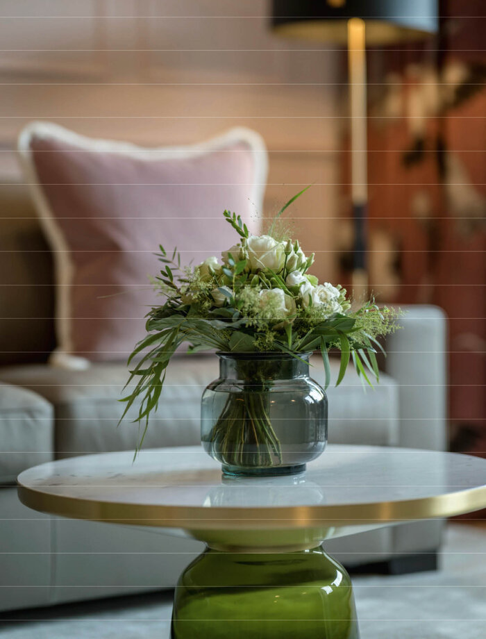 Grün funktioniert immer als Anspielung auf die Natur – sowohl in der Vase als auch als Fuß bei ClassiCon