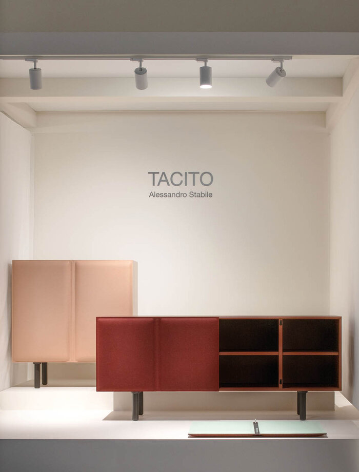 Wirkt fast wie gepolstert: Sideboard Tacito von Alessandro Stablie für Magis. (Foto: Valentina Casalini)