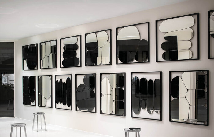 Designer Paul Cocksedge schuf Spiegelserie „Squasch“ für Magis. (Foto: Valentina Casalini)