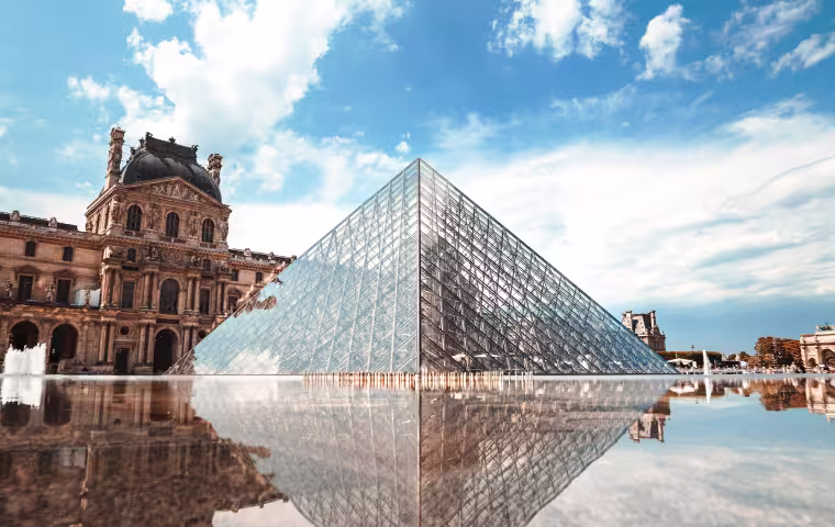 VIP tour Louvre Museum
