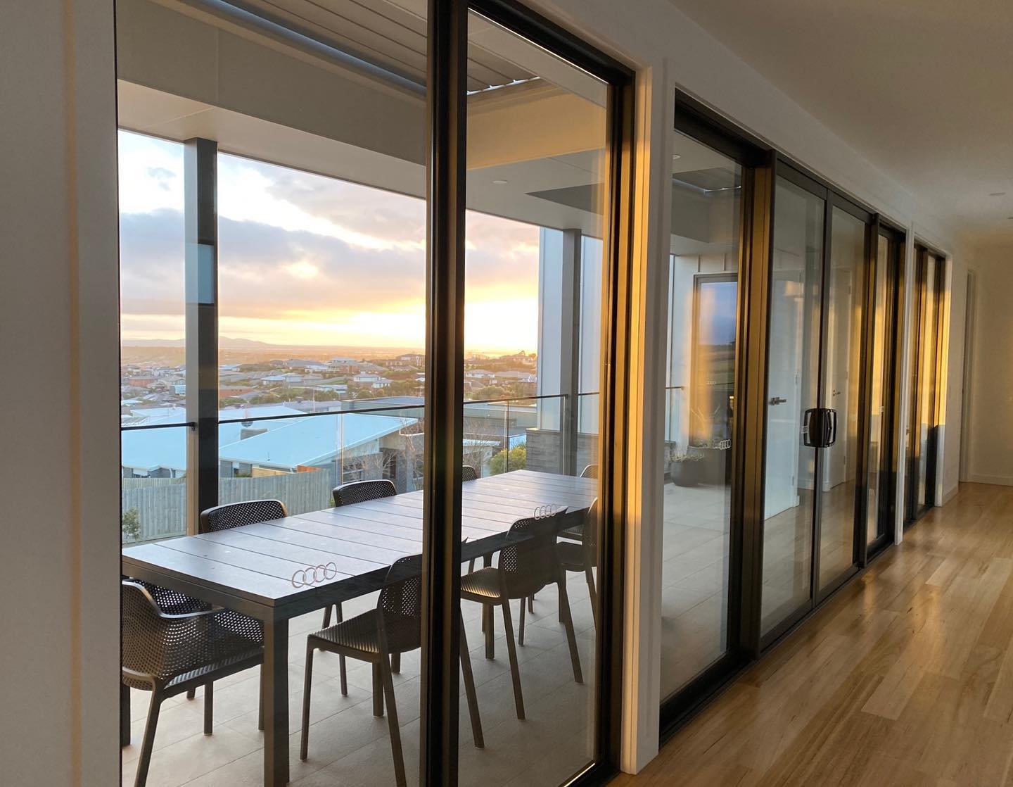 image of administrative building (for a university)