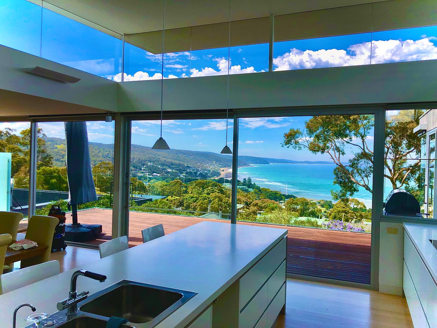 [background image] image of a nature scene visible through office windows (for a personal coach & consultant)