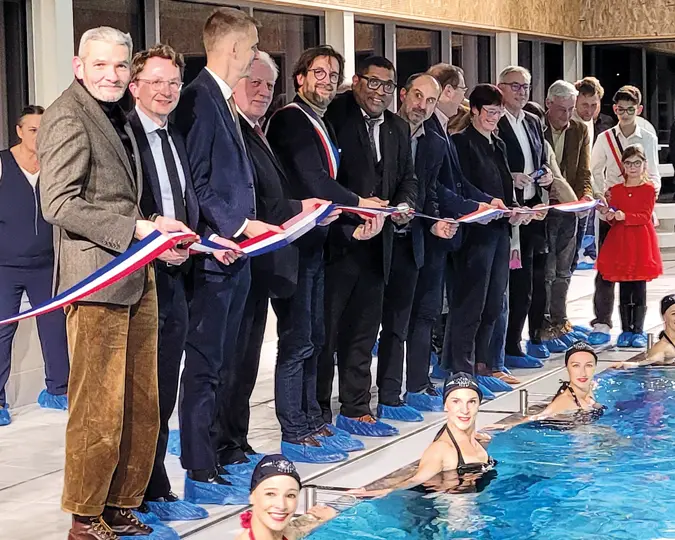 Yann CAuchetier inaugure le centre aquatique Gif Omega