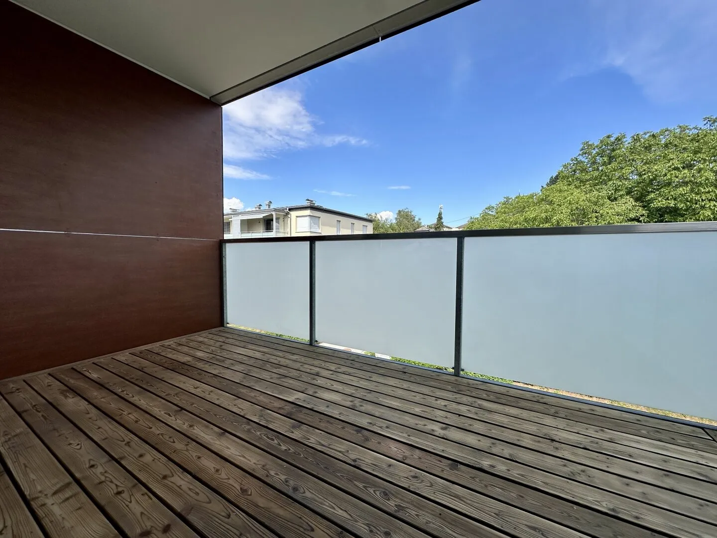 RESERVIERT! Modern wohnen mit Balkon & Grünblick