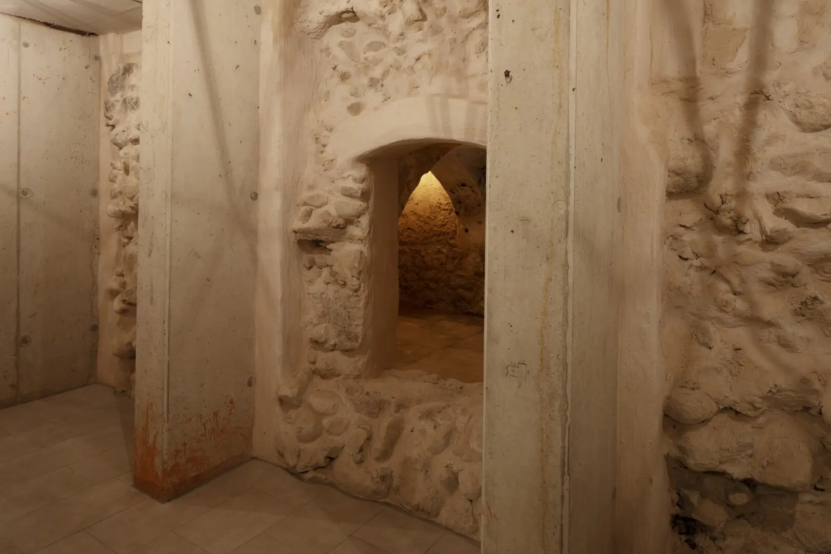 Historischer Keller mit Geschichte und Stil.