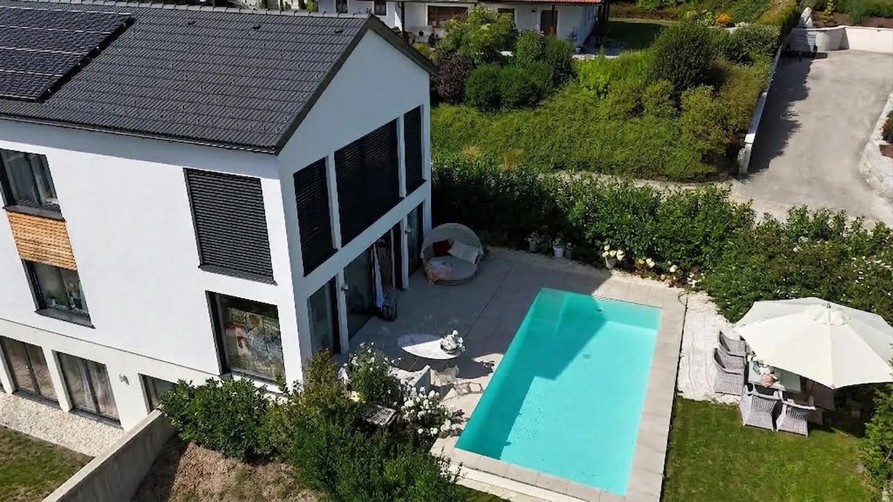 Ein Haus, das den Blick hebt