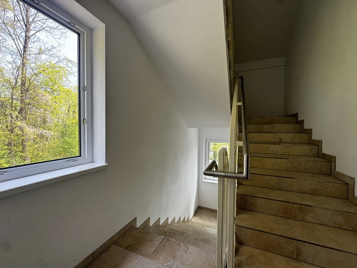 Zwei Wohnungen. Ein Haus. Und Platz für das, was einem wirklich wichtig ist.