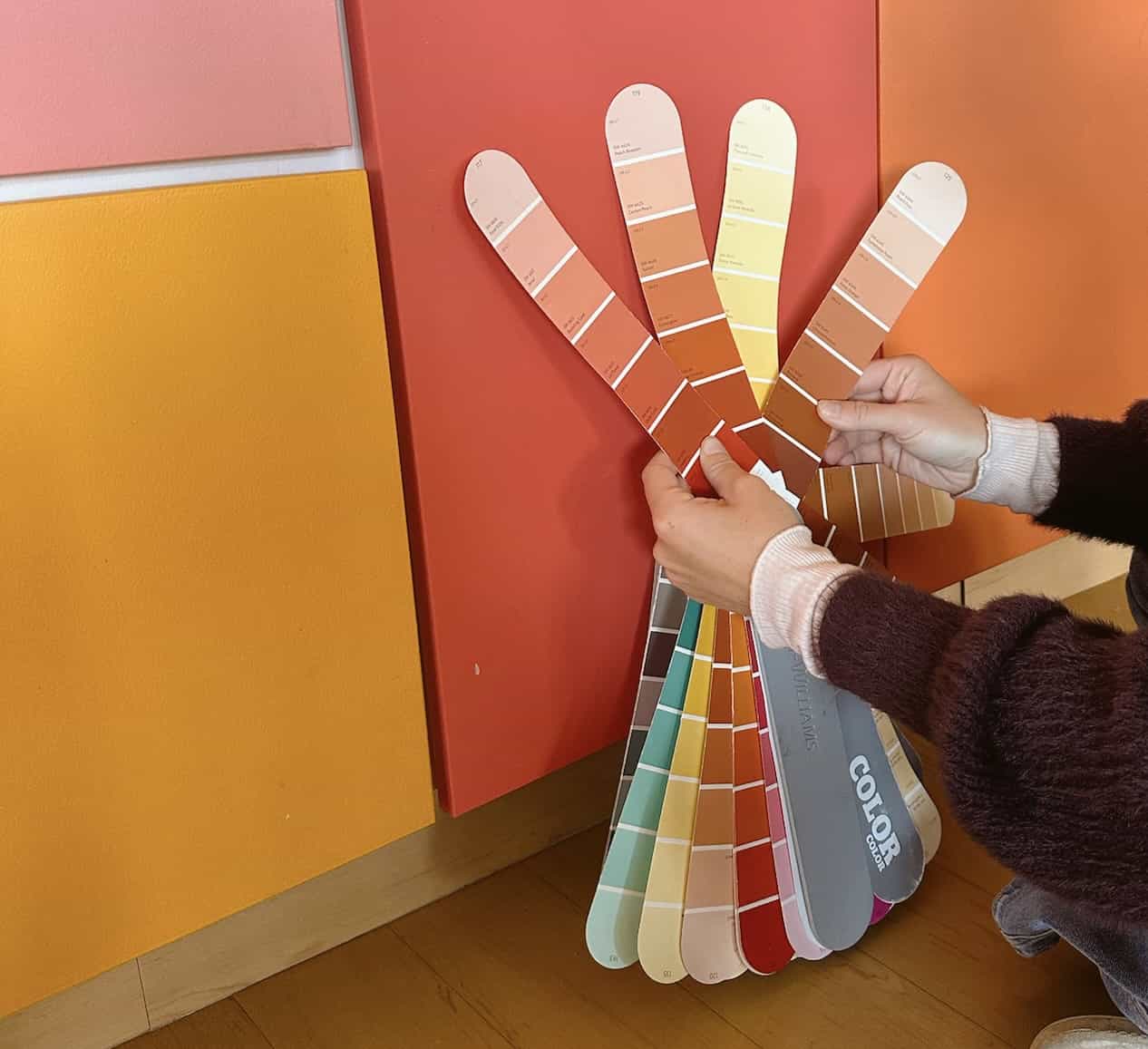 Photo 9 from the "Dynamic mural for a bright and inclusive community space" project