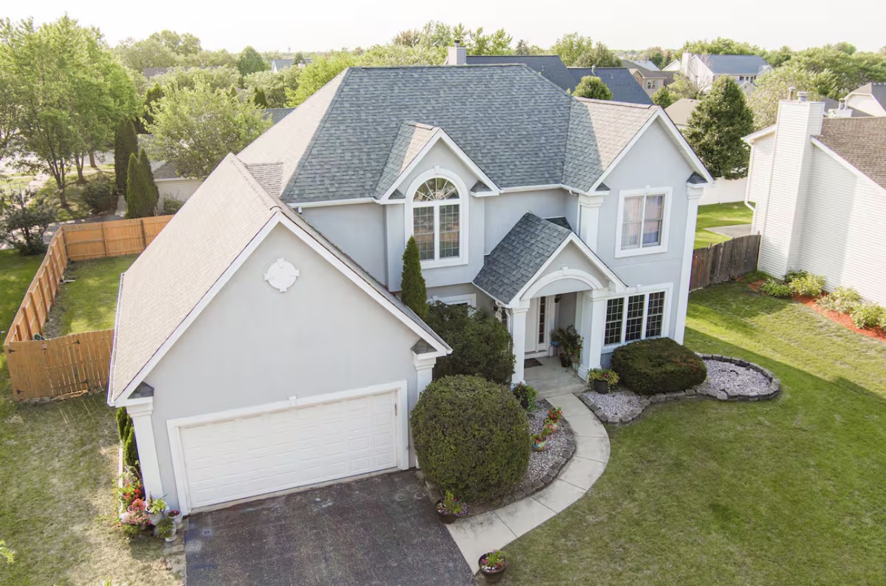 image of charming bed & breakfast exterior