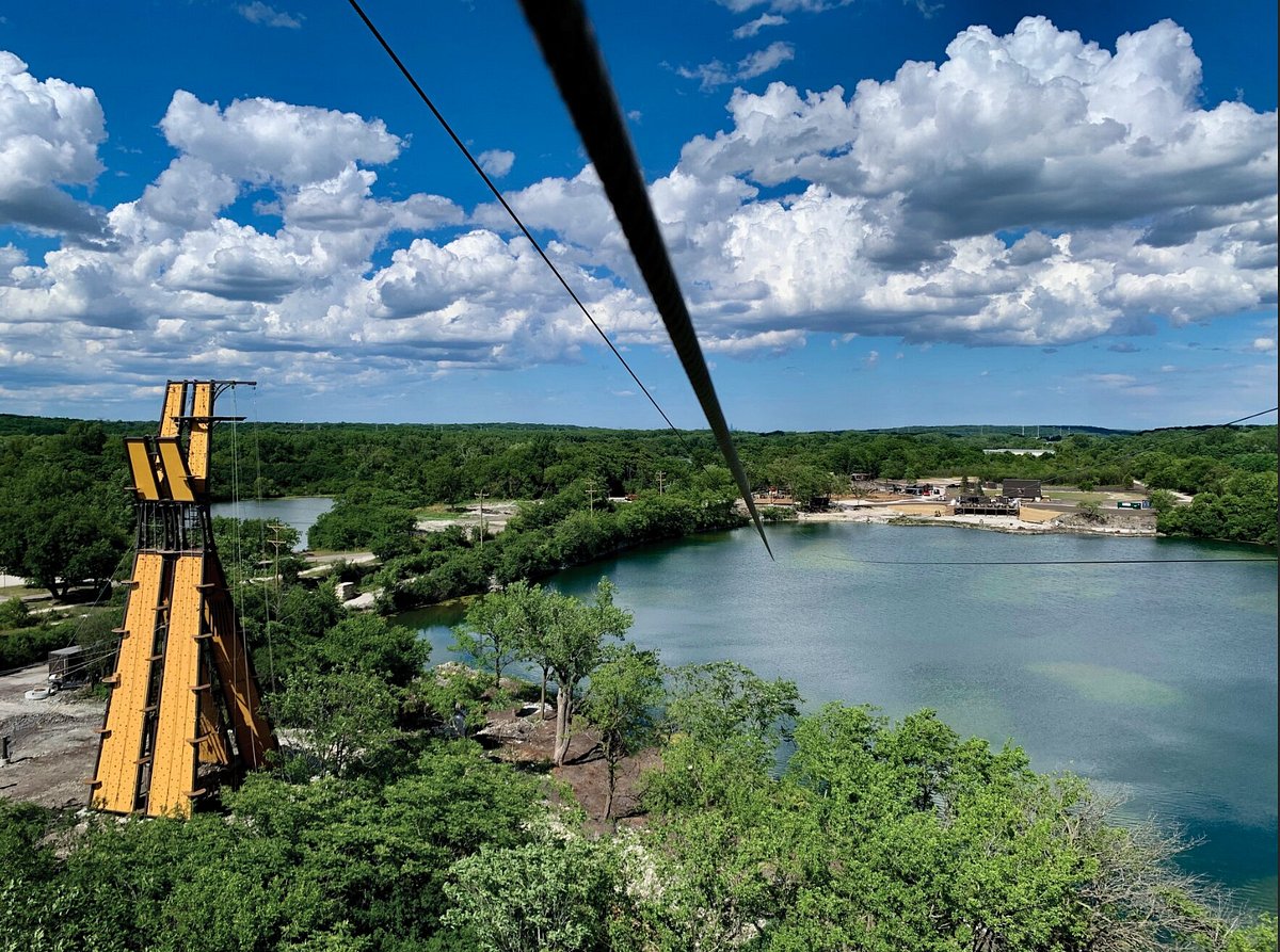 image of cozy study nook (for a edtech)[background image]