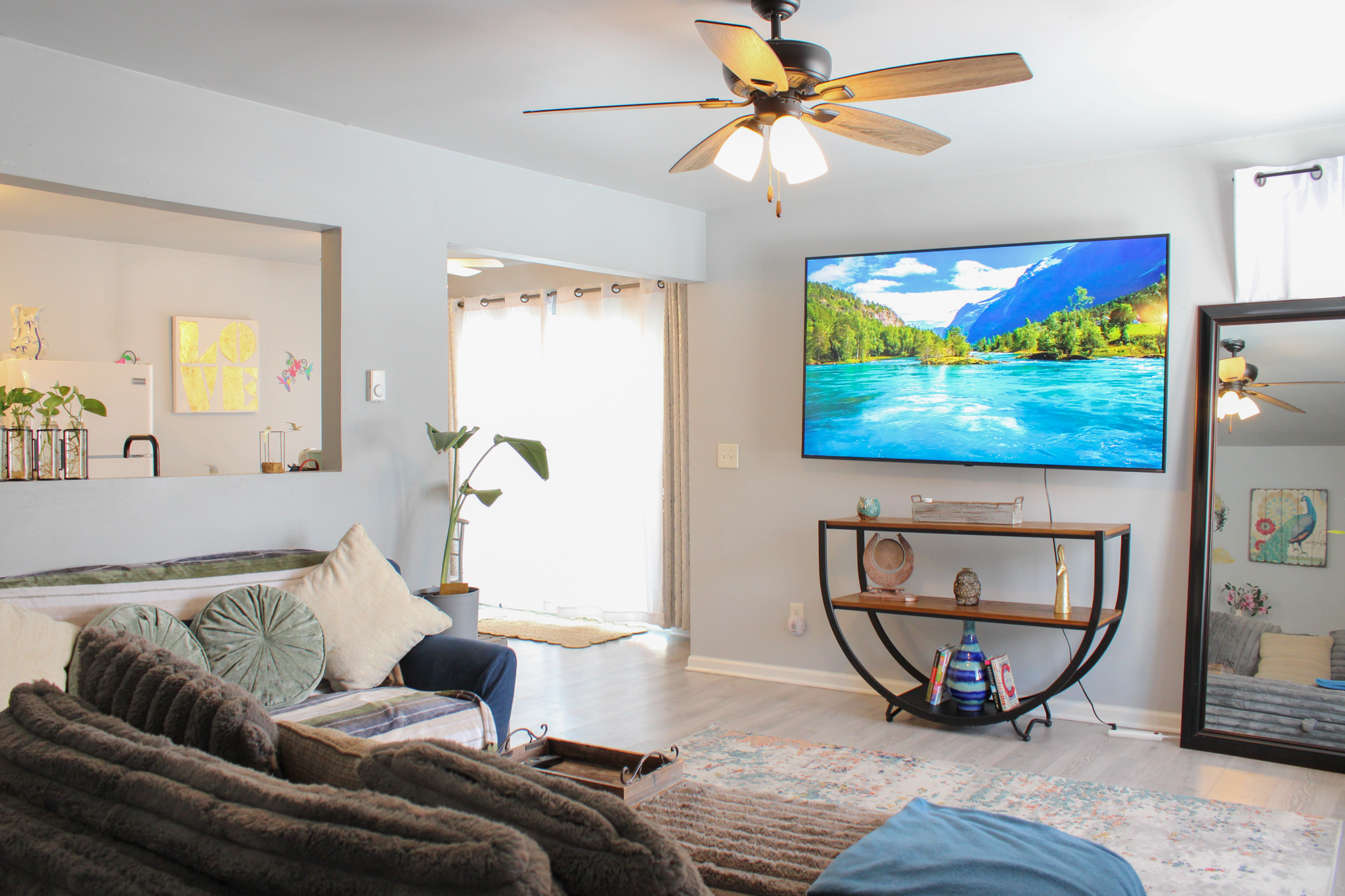 image of charming bed & breakfast exterior